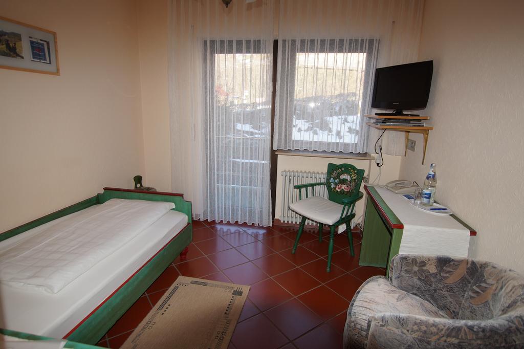 Hotel Hirsch Bad Peterstal-Griesbach Pokój zdjęcie
