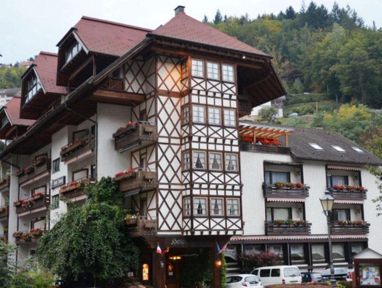 Hotel Hirsch Bad Peterstal-Griesbach Zewnętrze zdjęcie
